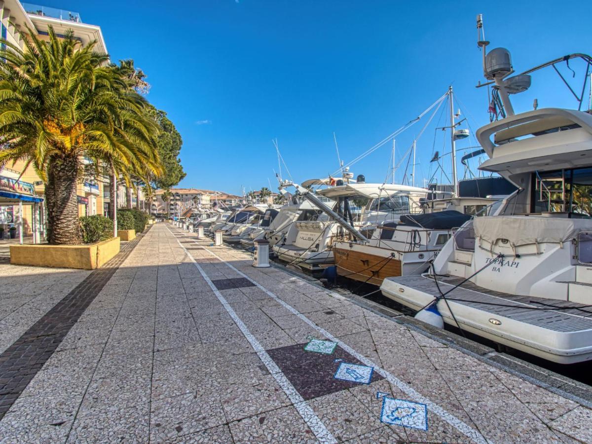 Appartement Le Newport Fréjus